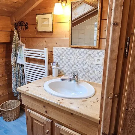 Pierre, Guest Favourite Chalet *